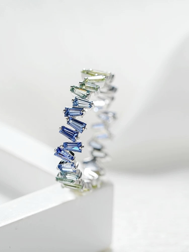 天然カラーサファイア指輪　K18 高品質　エタニティリング　受注制作　計1.8ct