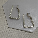 【4pcs】しずく型 カン付き チタンピアスパーツ