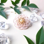 【受注生産】水引お花の和ブローチ菊　灰桜
