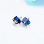 バミューダブルー◇キューブピアス／イヤリング