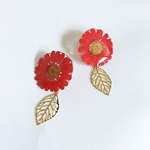 ガーベラみたいな押し花の溢れるラウンドピアス
