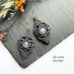 NO.320   「macrame」　天然石ピアス　グレーメノウ