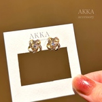 14kgp◆Flower bijou earring フラワー　ビジュー　イヤリング　花　樹脂　金属アレルギー　ピアス　AKKA 可愛い　お洒落　ピアスに見える　痛くない　