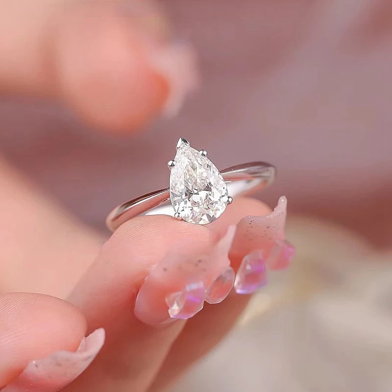 モアサナイト　指輪　5ct　クッションカット　四角　フラワー　花　フリーサイズ モアサナイト K10 ルドベギア リング