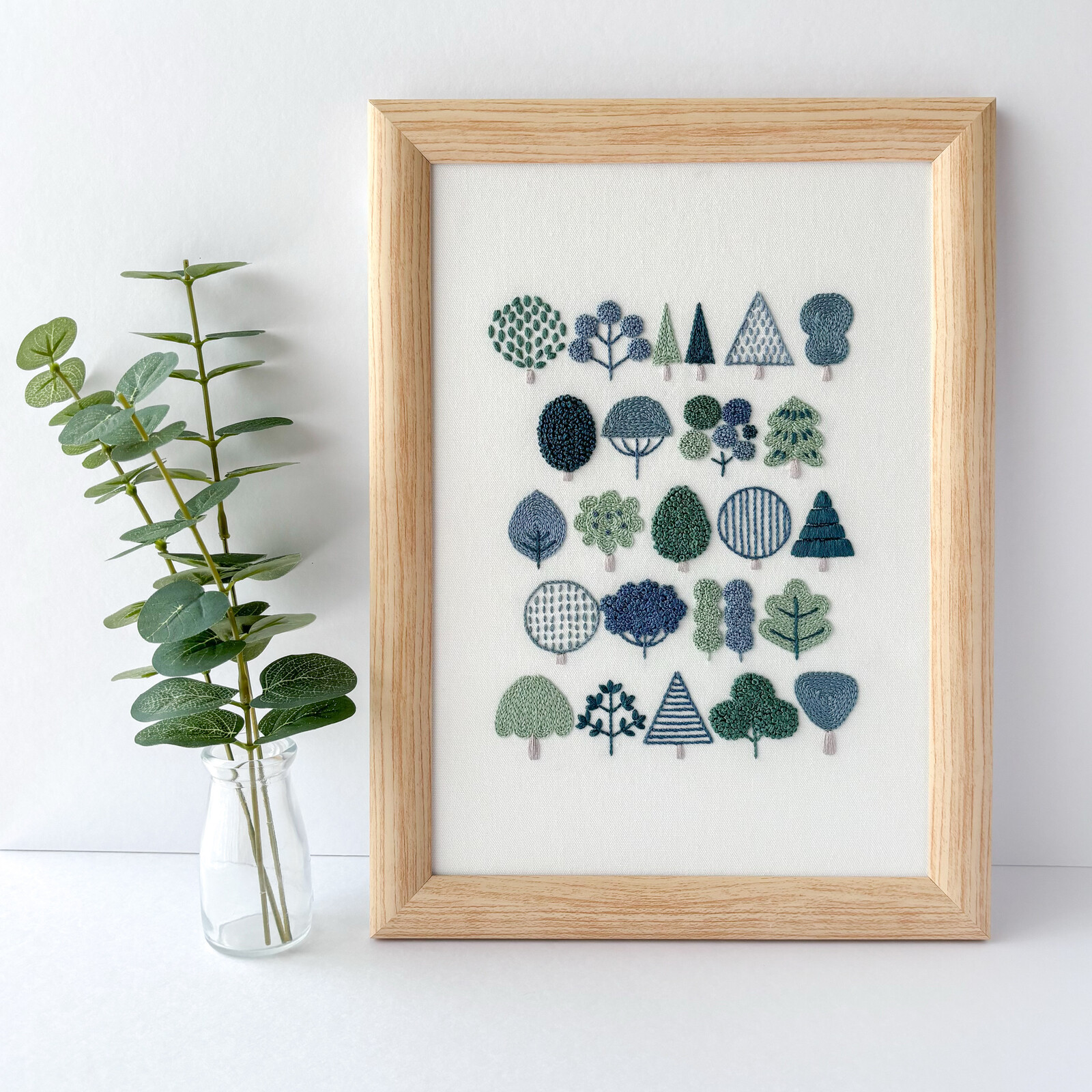 アンティーク 風車と橋と木と花刺繍クロス 家鴨の親子刺繍リボン付 カーテンパネル ciara_top1.jpg