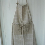 cotton/linenのシンプルエプロン