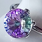【スワロフスキー　一粒リング②】crystal vitrail light