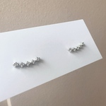 【シルバー】czダイヤ　小さいピアス　華奢ピアス　金属アレルギー対応　サージカルステンレスピアス　ノンホールピアス  #minne_new