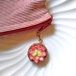 【ペンダントトップにも♪】いちごタルトのチャーム