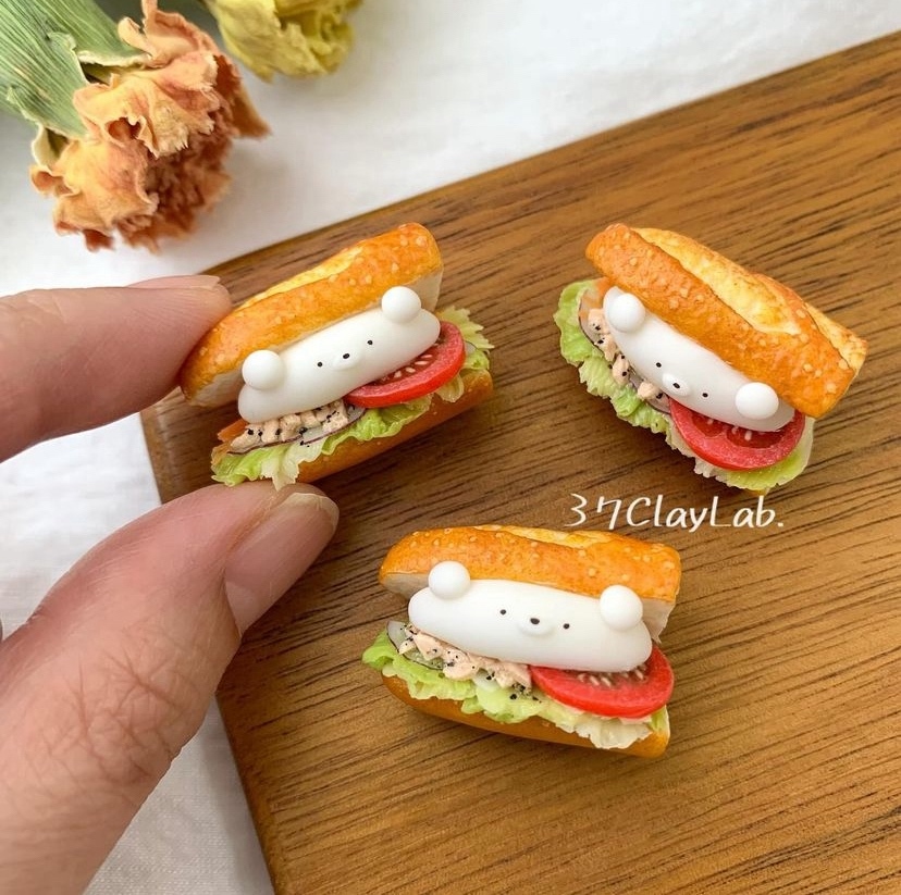 ハンバーグですさん専用 My family's chef is making amazing hamburgers so I'm playing