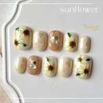 ひまわり🌻sunflower -orange-   ネイルチップ ひまわりネイル うるうるネイル ビジューネイル マグネットネイル パール 白 黄色 オレンジ パステルカラー キラキラネイル 夏ネイル