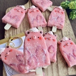 KUMAいちごアイスキャンディキーリング🧸🍓🍨