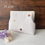 がま口 Mサイズ 母子手帳ケース B6 ポーチ ヌビキルト　グレージュ×ベア　熊　刺繍 