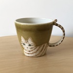 白猫ととら猫のマグカップ