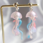 くらげイヤリング/ピアス　うすピンク