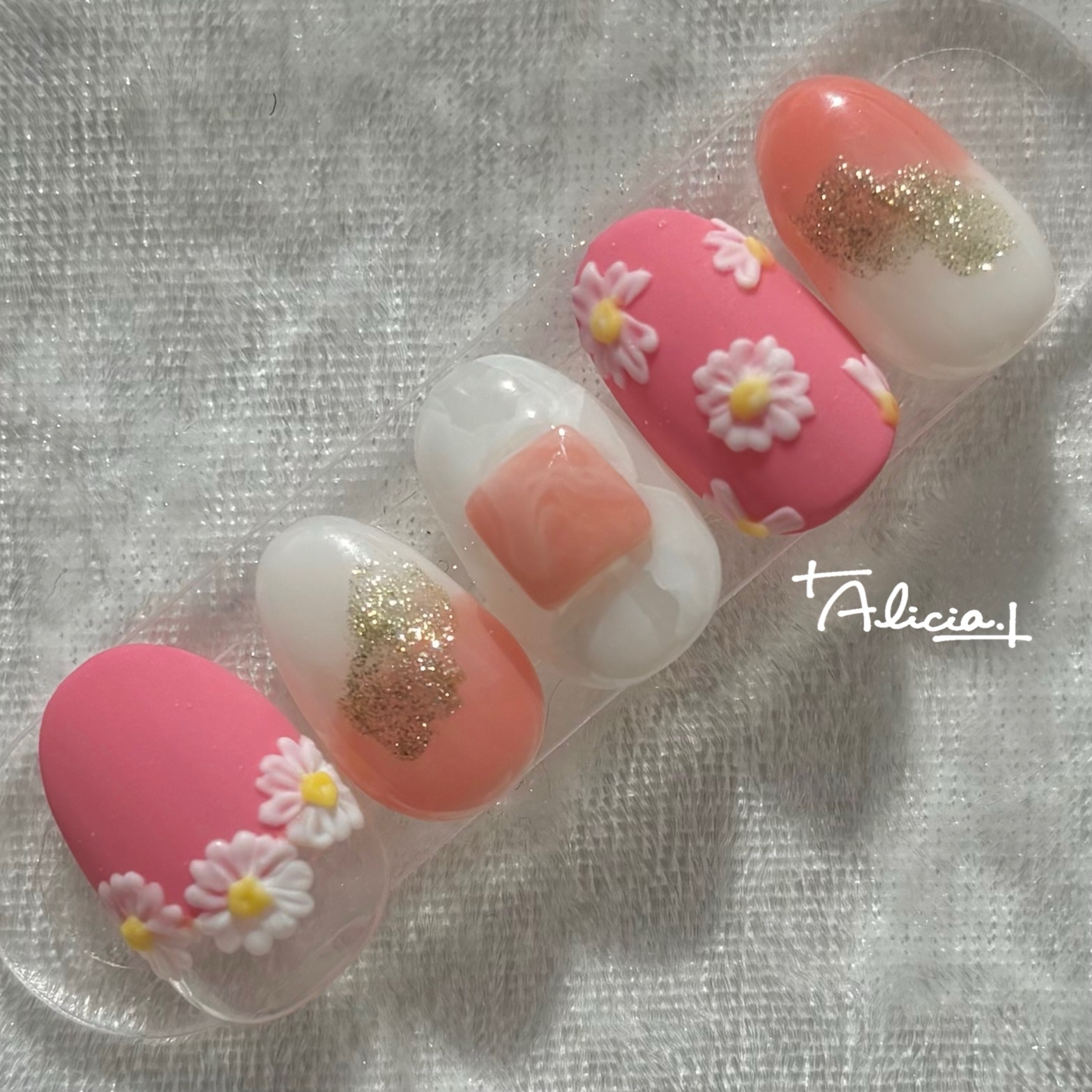 ネイルチップオーダー個性派カラフルレトロポップ推し活ガーリー