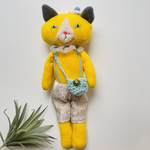 お座りボスにゃんこぬいぐるみ