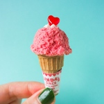 IceCream-Broach / ストロベリー アイスクリーム ブローチ