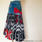 【愛は心の果実】デニム リメイク 刺繍 アフリカンプリントスカート