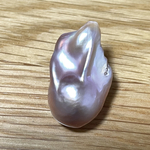 R6677 贅沢な大粒！パープル虹色バロックパール約31.4mmオイスターパール　湖水本真珠　無穴ルース
