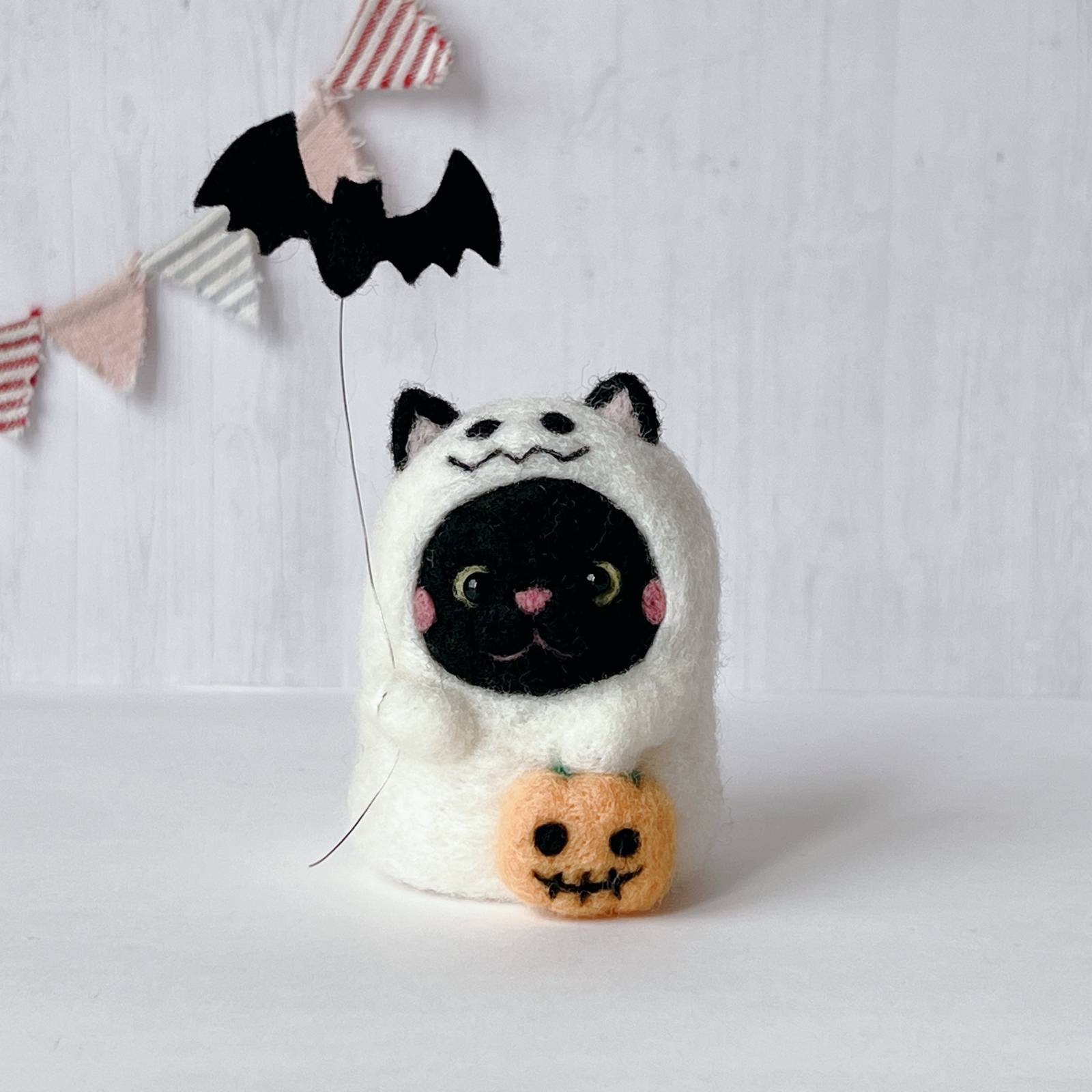 受注制作( ハロウィン ) おばけの被りもの黒猫ちゃん④大きいサイズ