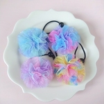 2個セット♡レインボーカラーのポンポンチュールりぼん　虹色　ボンボン　ヘアゴム