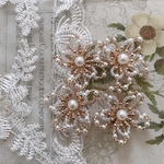 キャッツアイフラワーチャーム2個♡