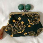 秋色　落ち葉　刺繍　木玉親子がま口ミニ財布　