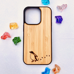 お散歩ペンギン 木製iPhoneケース[ソフトTPUタイプ]＊ウッドバーニング＊名入れ可