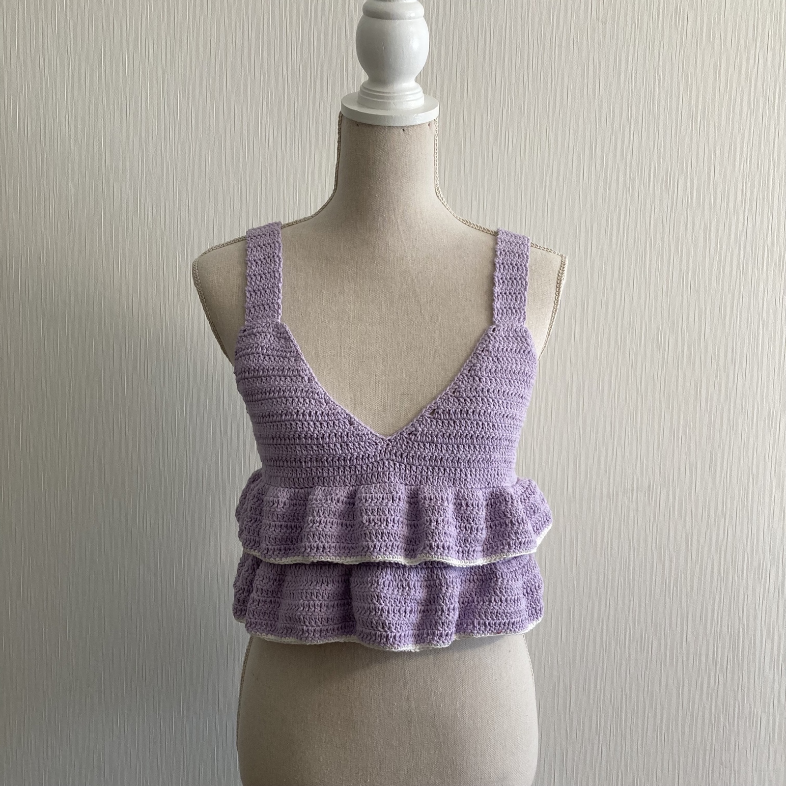 ハンドメイド　ニット　ビスチェ　フリル　紫色 ハンドメイド ニット ビスチェ フリル かぎ針 - メルカリ