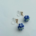 水色のイヤリング