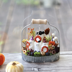 ☆ハロウィンのブリキトレーアレンジ☆ プリドライフラワー　ハロウィン　お化け3兄弟