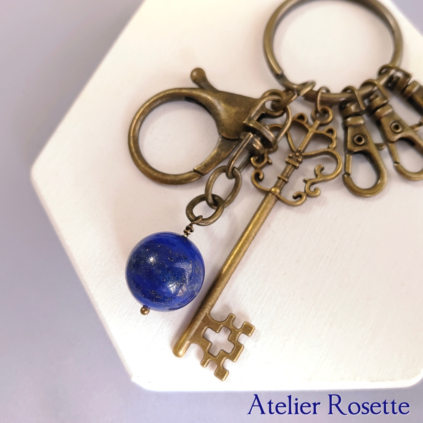 神の力が宿る石】黒曜石のペンダント 「N6」 - Atelier Rosette