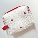 ふわふわのヌビおむつポーチ（ハート刺繍）