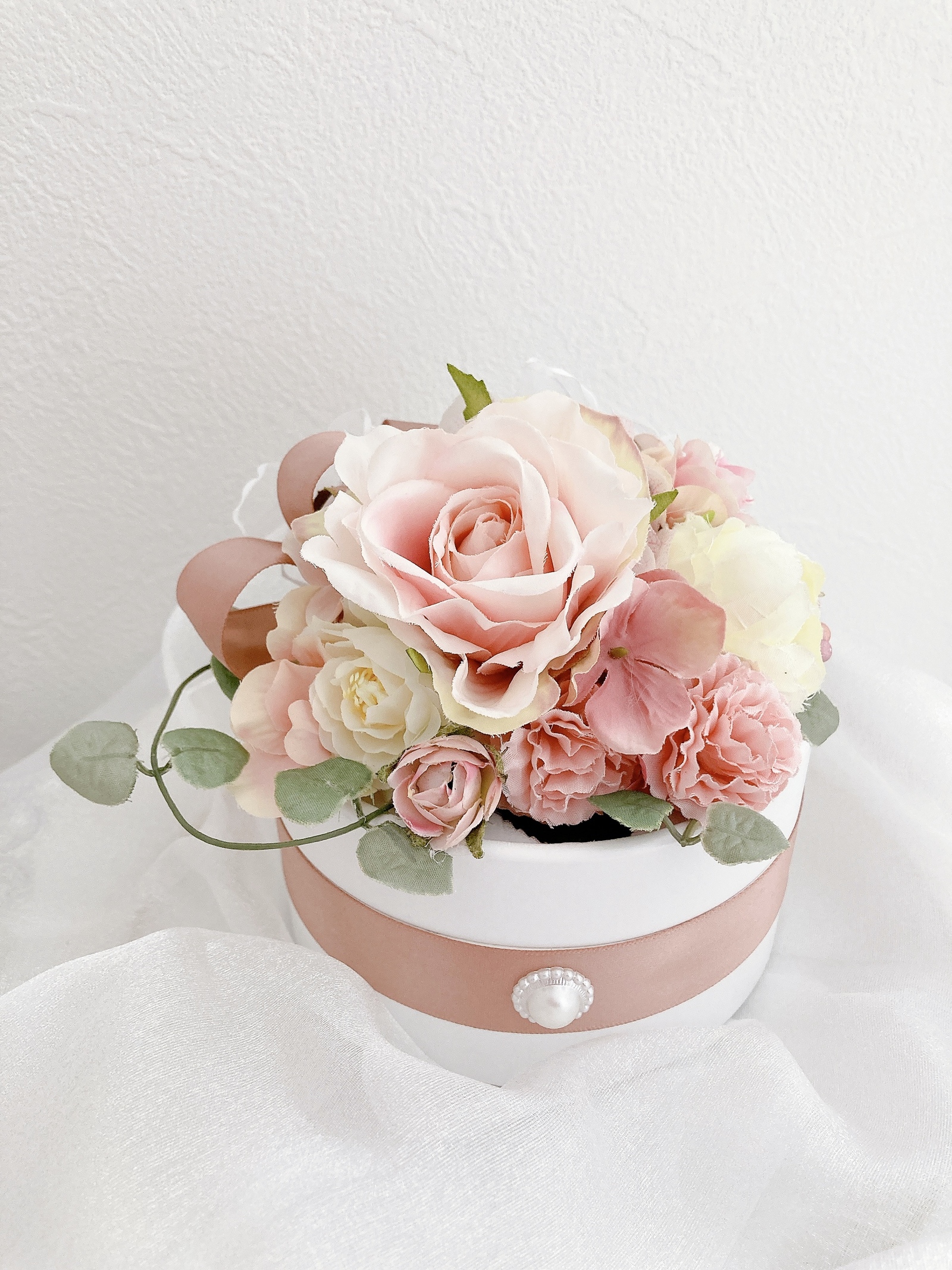ぷうあ＊フラワーリース＊　ローズとガーベラのナチュラルリース フラワーリース・薔薇とガーベラのナチュラルリース - メルカリ