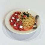 モッツァレラチーズとトマトの冷製パスタのマグネット