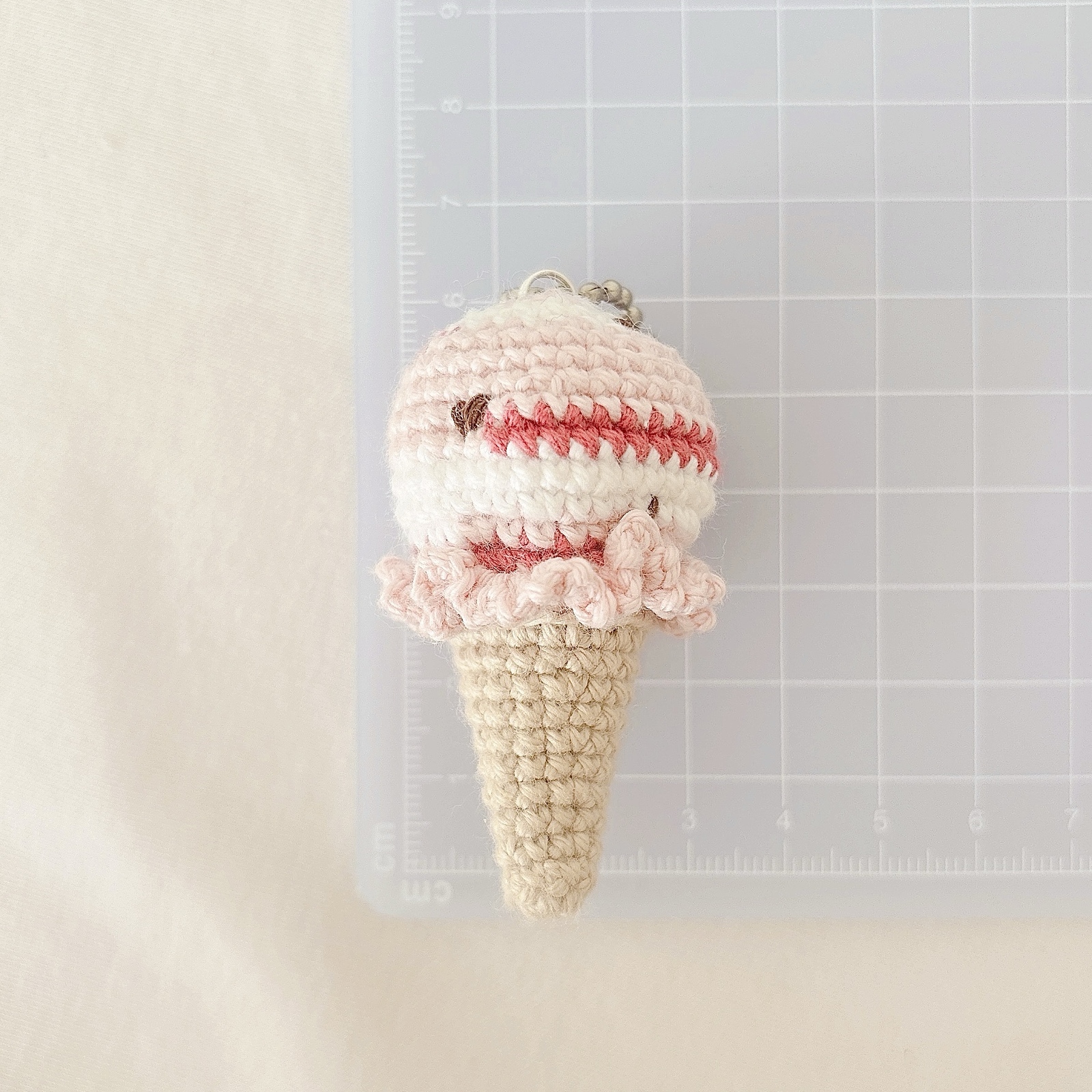 シ*イ様 3段アイスくんのあみぐるみキーホルダー◎ シ*イ様 3段アイスくんのあみぐるみキーホルダー◎ シ*イ様