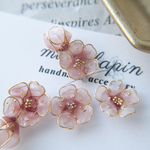 【再販】Garden flowers蕾もついてるちび桜のピアス/イヤリング