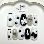 ℕ𝕠. 𝟟𝟟🐼白黒フラワー【サイズオーダーネイルチップ】
