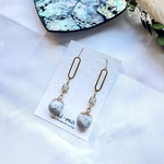 天然石ロングピアス　グレー　モノトーン　高見え　大人女子　かっこかわいい