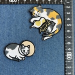 2枚入り面白いネコ　猫刺繍アイロンワッペン