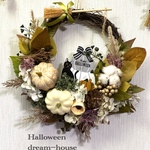 大きめ　送料無料🎃クレッセント🌙half moon🐈‍⬛黒猫大人ハロウィンリース　玄関リース