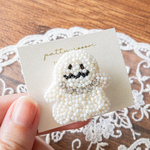 【10/31まで20%OFF】おばけのビーズ刺繍ブローチ(シルバー)