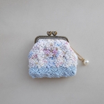 セール💕【送料無料】ダイヤゴナルステッチのがま口ポーチ