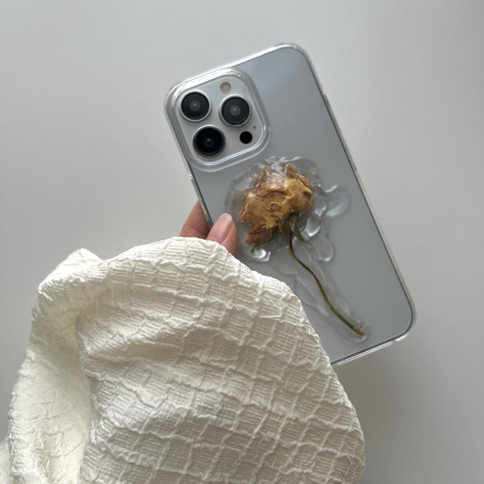 ドライフラワー【iPhone全機種対応】【ショルダーケース対応】iPhone14iPhone15iPhone13iPhone16