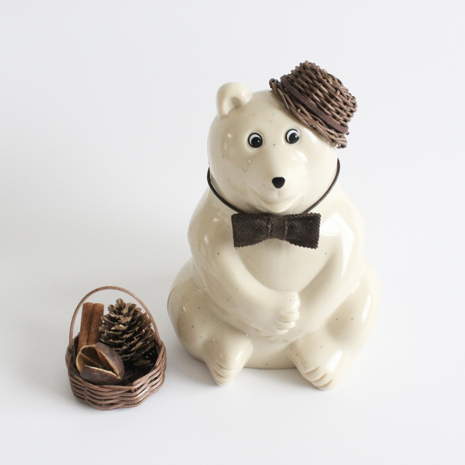 しろくま貯金箱 - 着せ替え服の人気通販 | minne byGMOペパボ 国内最大