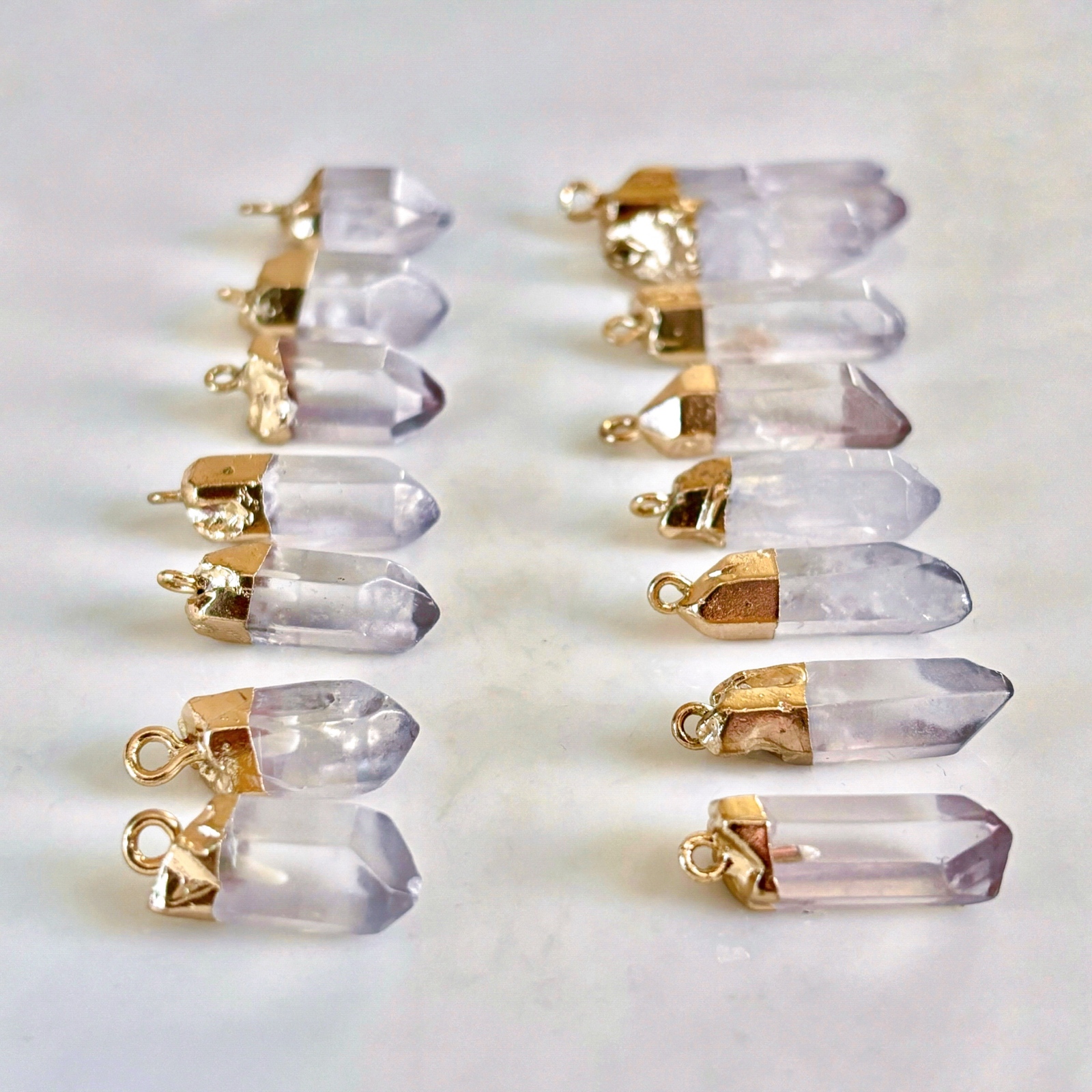 1個 水晶 ポイント氷柱 クリスタル チャーム ペンダント パーツ 原石