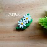 【陶土・陶器】2つのお花❀ブローチ♡ 