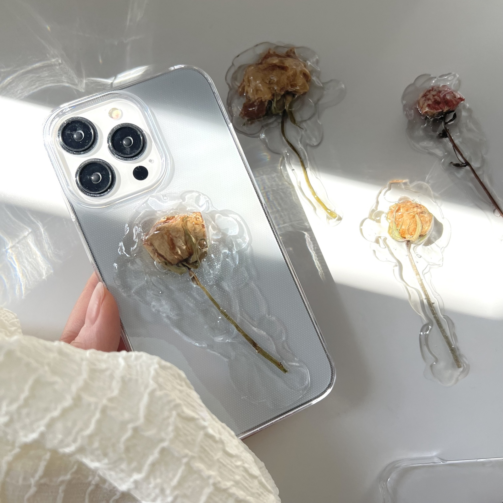 ドライフラワー【iPhone全機種対応】【ショルダーケース対応】iPhone14iPhone15iPhone13iPhone16