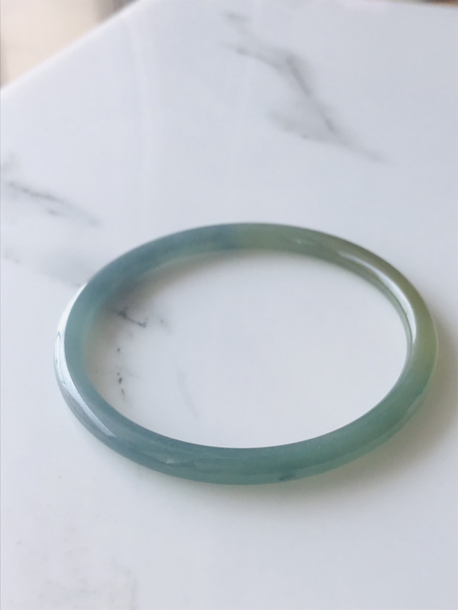 翡翠ヒスイと14金のバングル 翡翠バングル - ブレスレット・バングルの人気通販 | minne byGMO